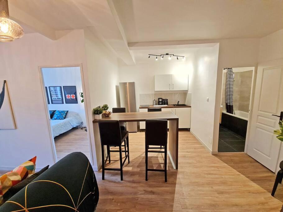 Gregbnb - T2 Design 43M2 - Toulon Est - Wifi Fibre - N2 Buitenkant foto